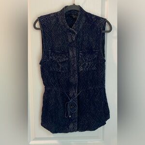 ANGIE Textured Distressed Vest Top